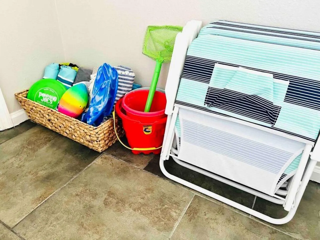 The Salty Life - Pool - Gym - Beach Essentials Destin